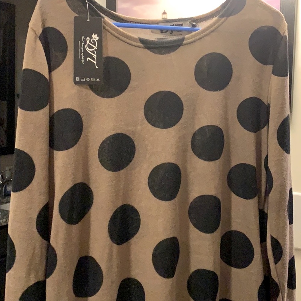Brown shirt with black polka dots long sleeve